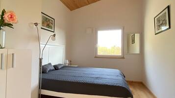 2 chambres, fer et planche Ă repasser, Wi-Fi gratuit, draps fournis