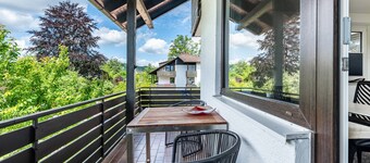 Holiday Apartment 'Schlossblick' with Private Terrace, Balcony and Wi-Fi