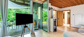 Holiday Home 'Ferienhaus Sonnenplatz Am See' with Private Terrace