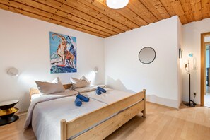 2 bedrooms, bed sheets - Holiday Home 'Ferienhaus Sonnenplatz Am See' with Private Terrace (Roding)