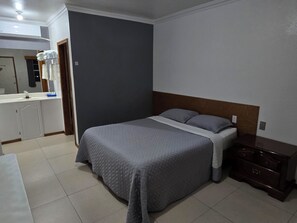 Chambre Double Standard, 1 grand lit