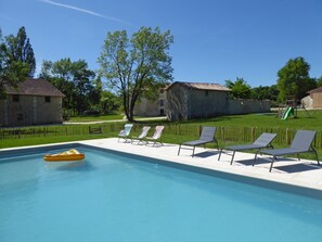 Pool - 'Gîte Le Gardien' with Shared Pool, Private Terrace, and Wi-Fi (Chassaignes)