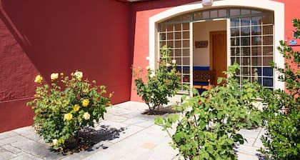 Ferienhaus 'El Parral' mit Bergblick, Gemeinschaftsterrasse und WLAN