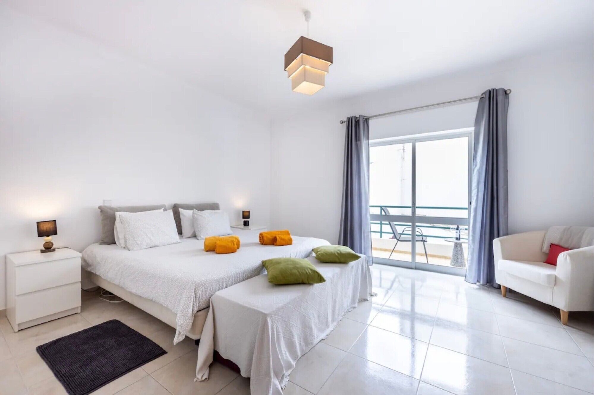 1 chambre, fer et planche à repasser, Wi-Fi gratuit, draps fournis