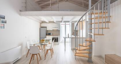 Apartment 'Casa Vacanze Riflessi Sul Mare' with Balcony, Wi-Fi and Air Conditioning