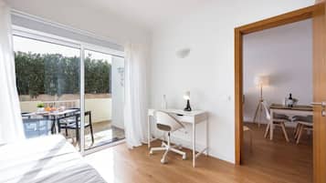 2 dormitorios, tabla de planchar con plancha, wifi gratis y ropa de cama