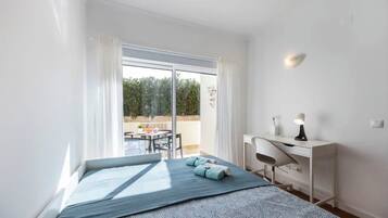 2 chambres, fer et planche Ă repasser, Wi-Fi gratuit, draps fournis