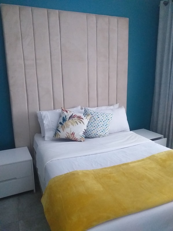 4 bedrooms, WiFi, bed sheets