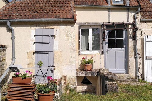 L'Atelier de Pierre Sleeps 4 with Garden