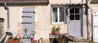 L'Atelier de Pierre Sleeps 4 with Garden