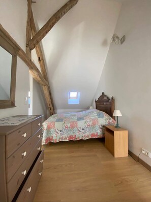1 chambre, draps fournis