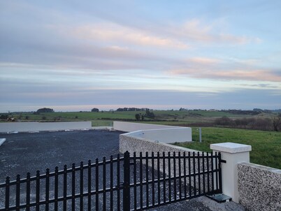 Immaculate 2-Bed Cottage in Tuam