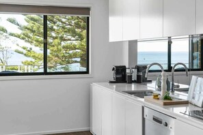 Fridge, microwave, oven, stovetop - Seaside Escape - direct Collingwood Beach access (Vincentia)