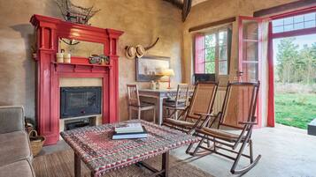 Televisión, chimenea