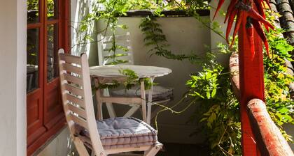 Apartment 'Apartamento Coral' with Mountain View, Shared Garden and Wi-Fi