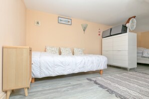 1 camera, ferro/asse da stiro, Wi-Fi gratuito