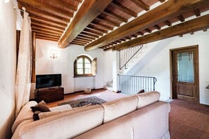 TV, fireplace - Villa Vittoriano - Surrounded By Nature, Camaiore, Italy (Camaiore)