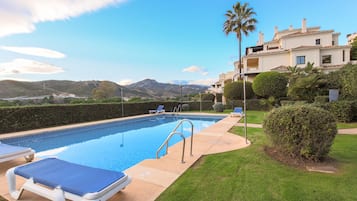 Piscina coperta, una piscina riscaldata