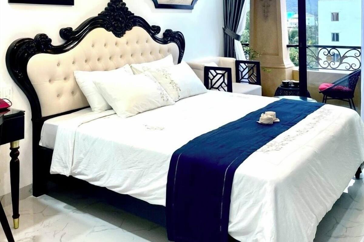 Superior-Doppelzimmer, 1 King-Bett, Bergblick