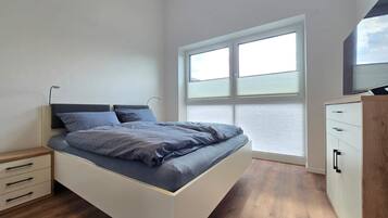 2 多间卧室、熨斗/熨衣板、WiFi