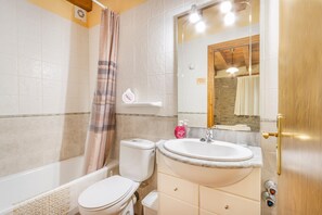 Doccia, asciugacapelli, asciugamani