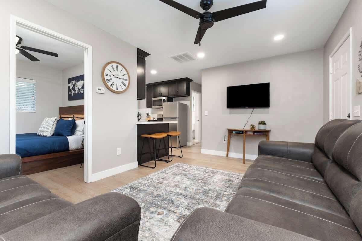 2 chambres, fer et planche à repasser, lit parapluie, Wi-Fi