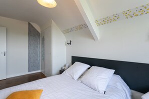 2 bedrooms, free WiFi, bed sheets