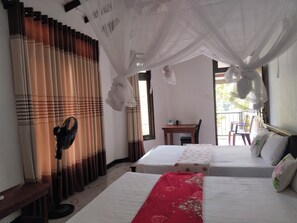 2 bedrooms, in-room safe, desk, iron/ironing board