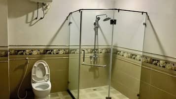 Quarto casal standard | Banheiro