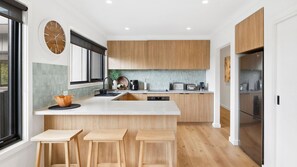 Fridge, oven, stovetop, dishwasher - Bella Vita - Stylish 4-bedroom holiday home in Lorne (Lorne)