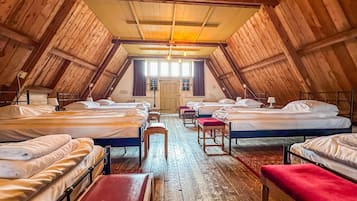 11 bedrooms, internet