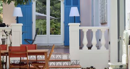 Villa Pin Parasol ideal for your holidays with swimming pool for 10 people.