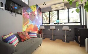 Reception - My inn (Kowloon)