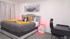 3 Schlafzimmer, Schreibtisch, Bügeleisen/Bügelbrett, kostenloses WLAN