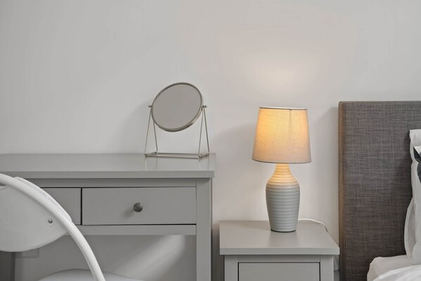2 bedrooms, desk, iron/ironing board, travel crib