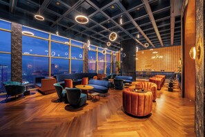 Bar (on property) - L7 West Lake Hanoi By Lotte - L7 Residences (Hanoi)
