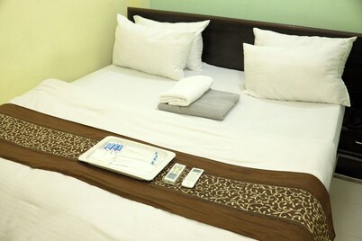 Creeper Hotel And Restaurant