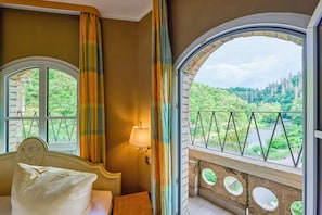 Kamar Double | Wi-Fi gratis dan seprai linen