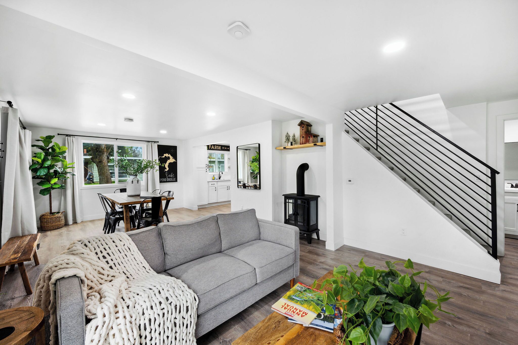Maple House | Your Perfect Stay in CDA!