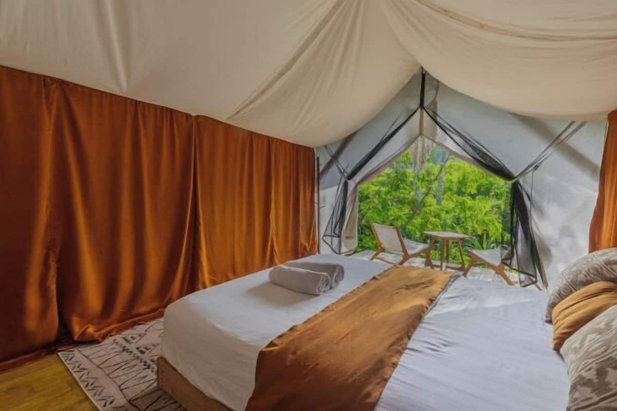 1 chambre, draps fournis