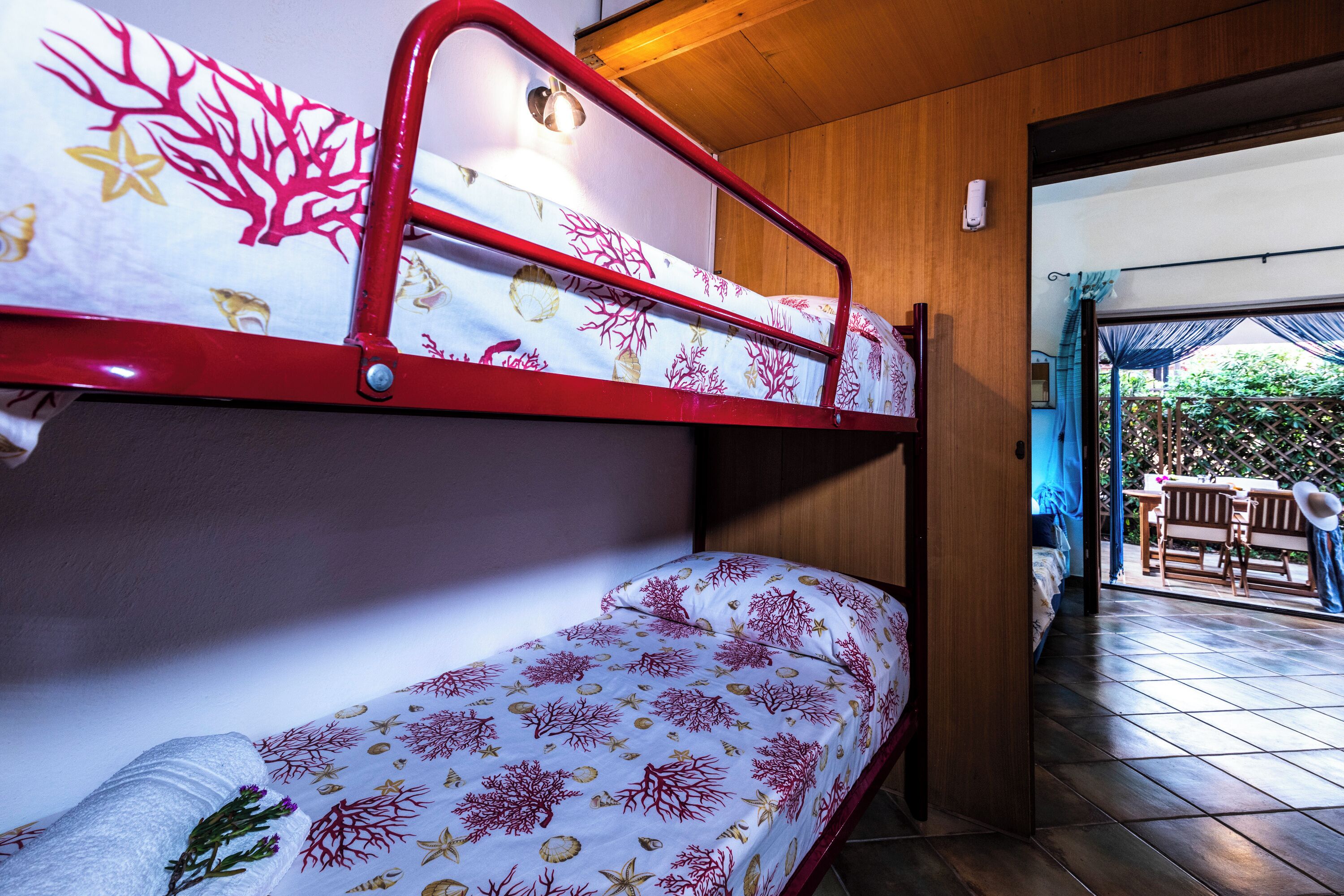 1 dormitorio y ropa de cama