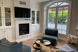 Fernseher, DVD-Player