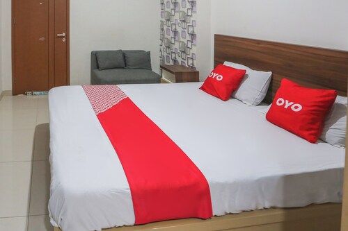 OYO 93948 Bunda Rachma Rooms