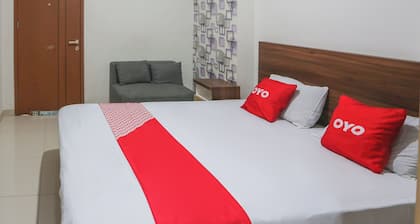 OYO 93948 Bunda Rachma Rooms