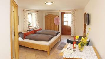 1 Schlafzimmer, Bügeleisen/Bügelbrett, Bettwäsche