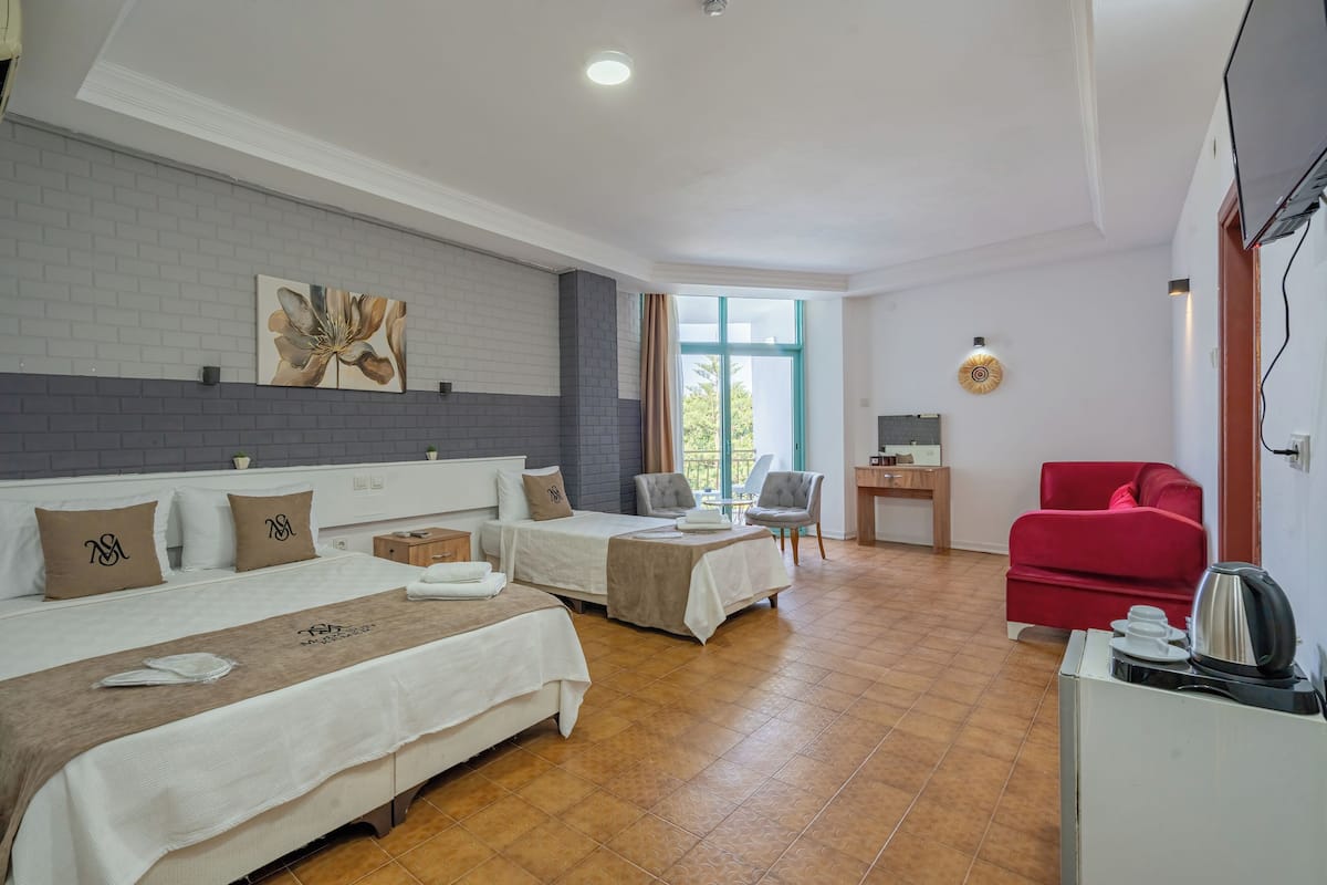 Family Quadruple Room