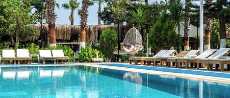 Seasonal outdoor pool