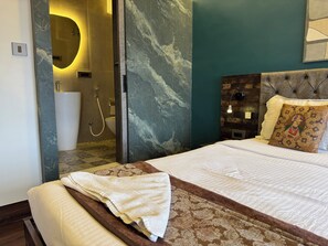 Premier Room, Multiple Bedrooms, City View | Egyptian cotton sheets, premium bedding, desk, laptop workspace - The Aster Heritage (Kolkata)