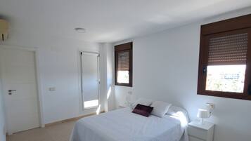 2 slaapkamers, wifi, beddengoed