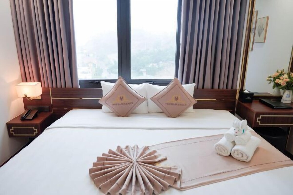 Minibar, in-room safe, desk, blackout drapes